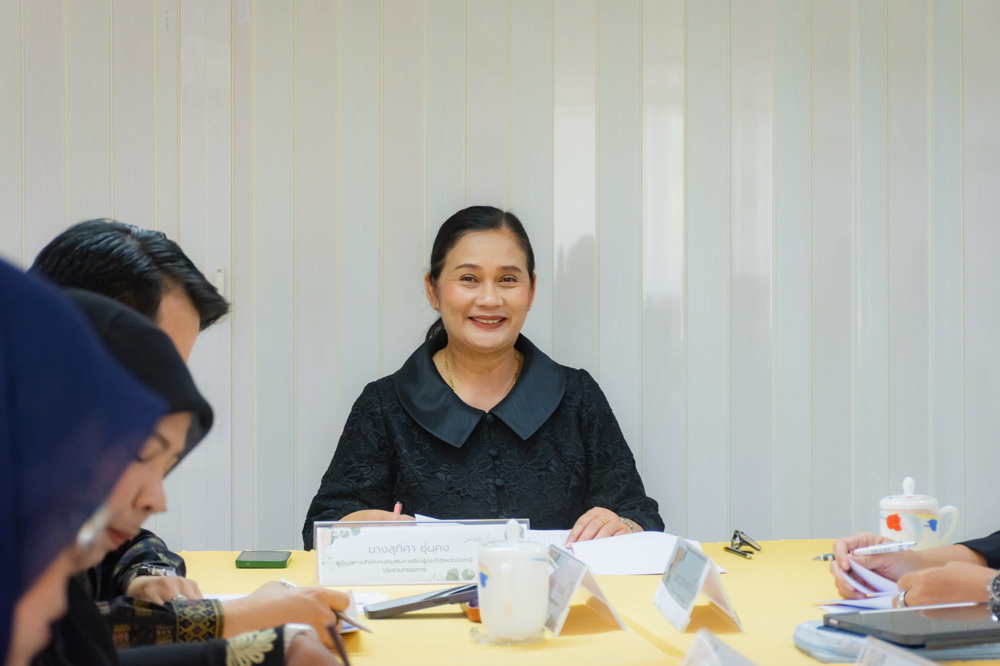 สกร.ปัตตานี ประชุมคณะกรรมการกลั่นกรองผลการประเมินฯ รอบที่ 1 เตรียมพิจารณาเลื่อนเงินเดือนข้าราชการครูและบุคลากรทางการศึกษา