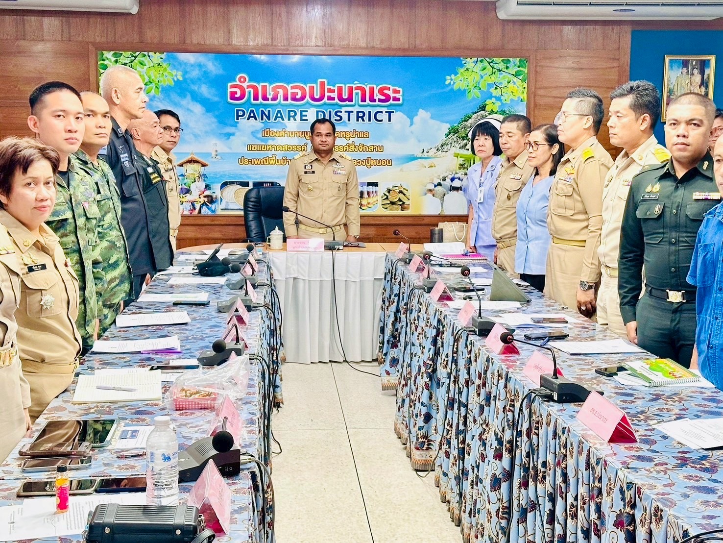 🤍🤍 ผอ.สกร.ระดับอำเภอปะนาเระ แจ้งวาระนักศึกษา ได้รับรางวัลชนะเลิศ และรองชนะเลิศอันดับหนึ่ง การตอบคำถามหนังสือพระราชนิพนธ์ ประชุมหัวหน้าส่วนราชการฯ 🤍🤍