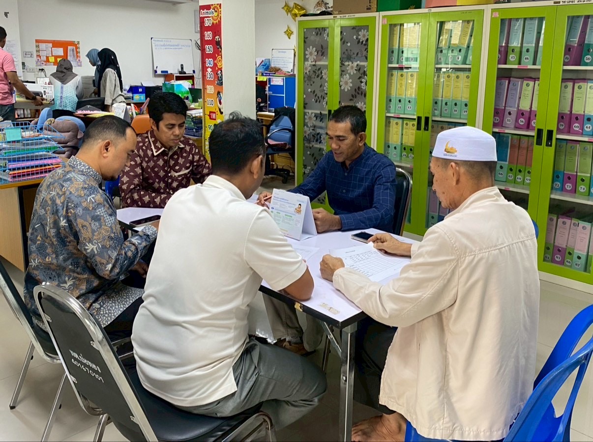 สกร.หนองจิก ร่วมวางเกณฑ์ประกวด "ซุ้มประตูชัย" (Pintu Gerbang) สืบสานศิลปวัฒนธรรมท้องถิ่น 🕌🎨✨