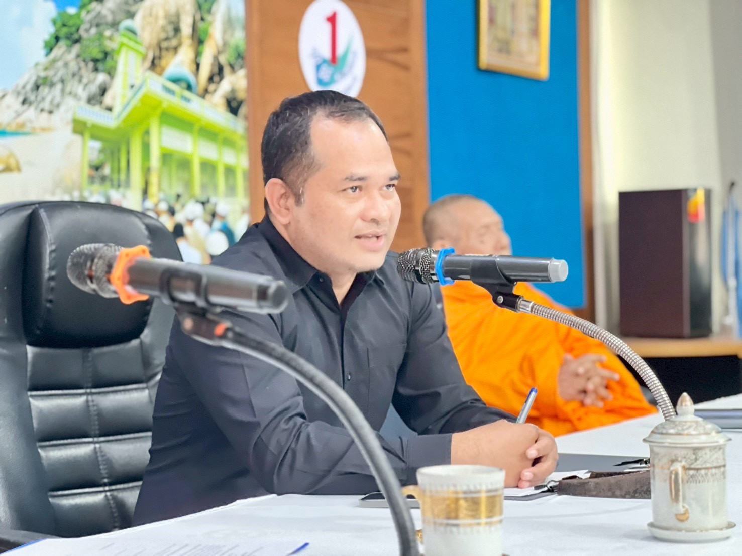 🤍🤍 ผอ.สกร.ระดับอำเภอปะนาเระ ร่วมประชุมจัดกิจกรรมประเพณี เสด็จหลวงพ่อทุ่งคาองค์พี่ฯ 🤍🤍