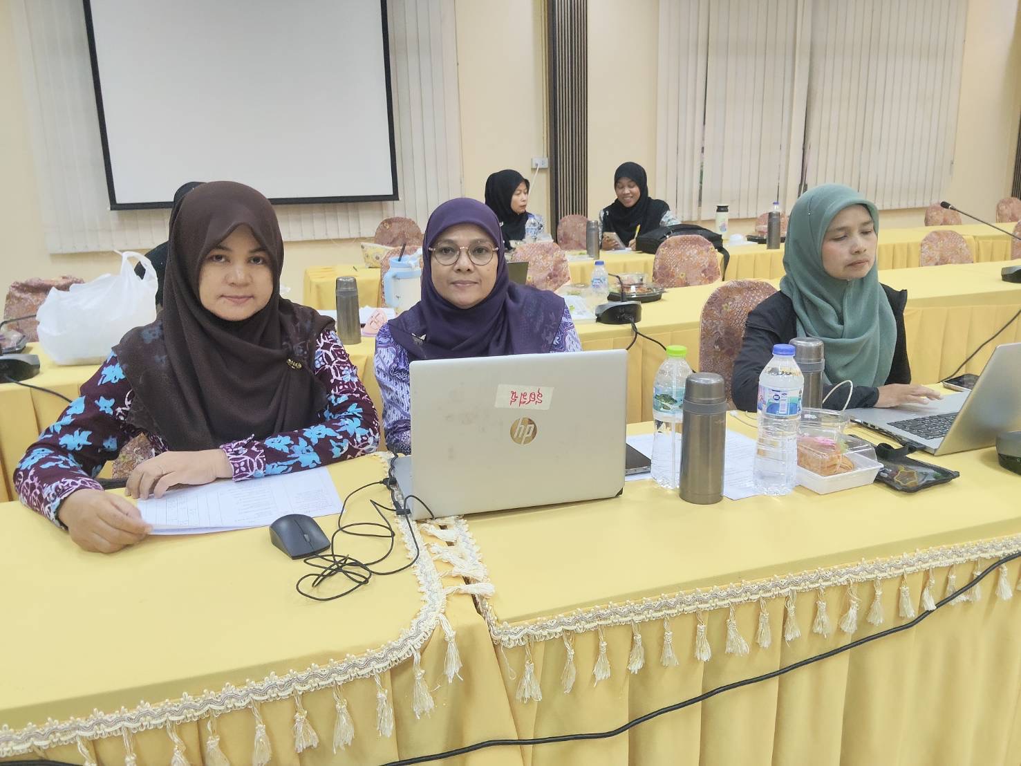 เข้าร่วมโครงการประชุมเชิงปฏิบัติการสร้างเครื่องมือทดสอบวัดผลสัมฤทธิ์ทางการเรียนกลางภาคเรียนประจำภาคเรียนที่ 1 ปีการศึกษา 2569