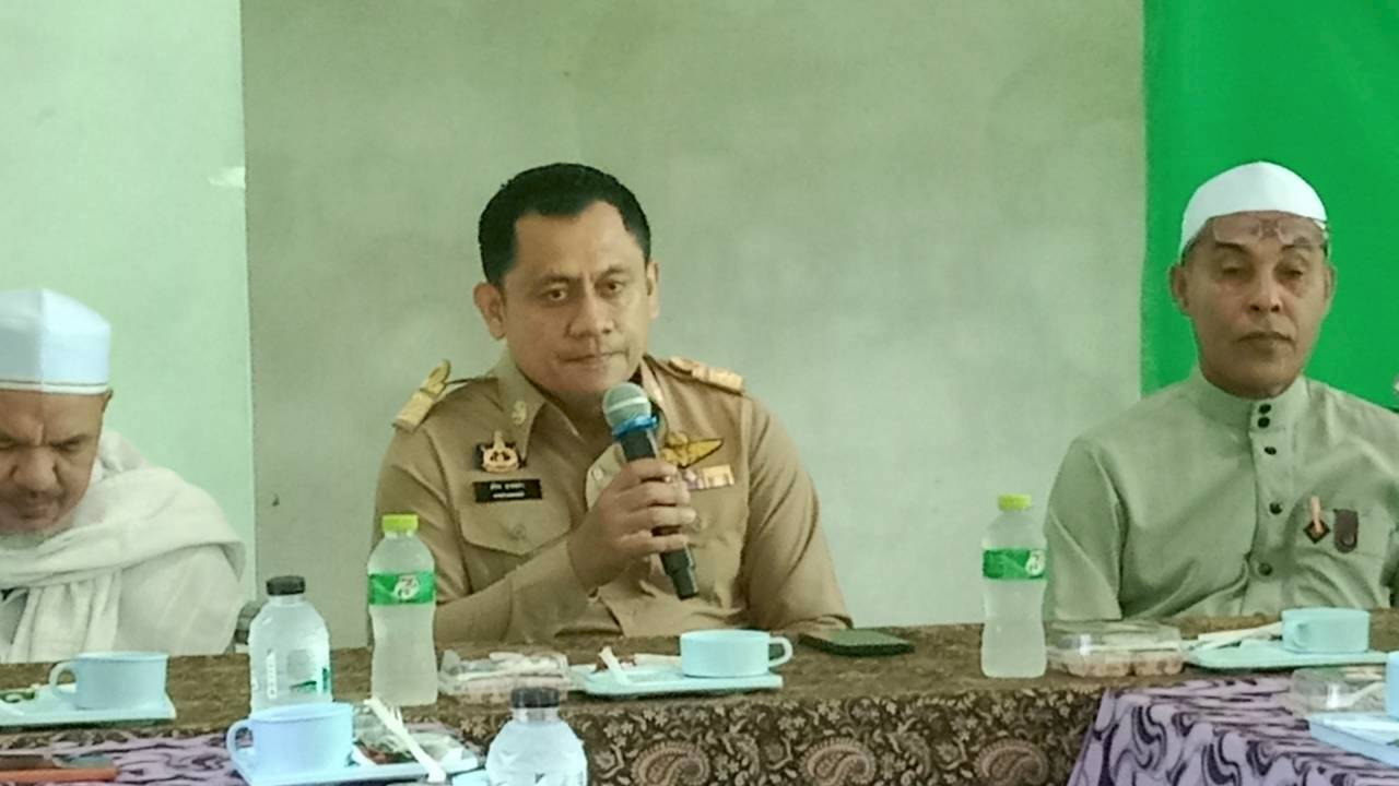 สกร.ระดับอำเภอกะพ้อเข้าร่วมตรวจเยี่ยมสถานศึกษาเอกชน ในพื้นที่ตำบลกะรุบี
