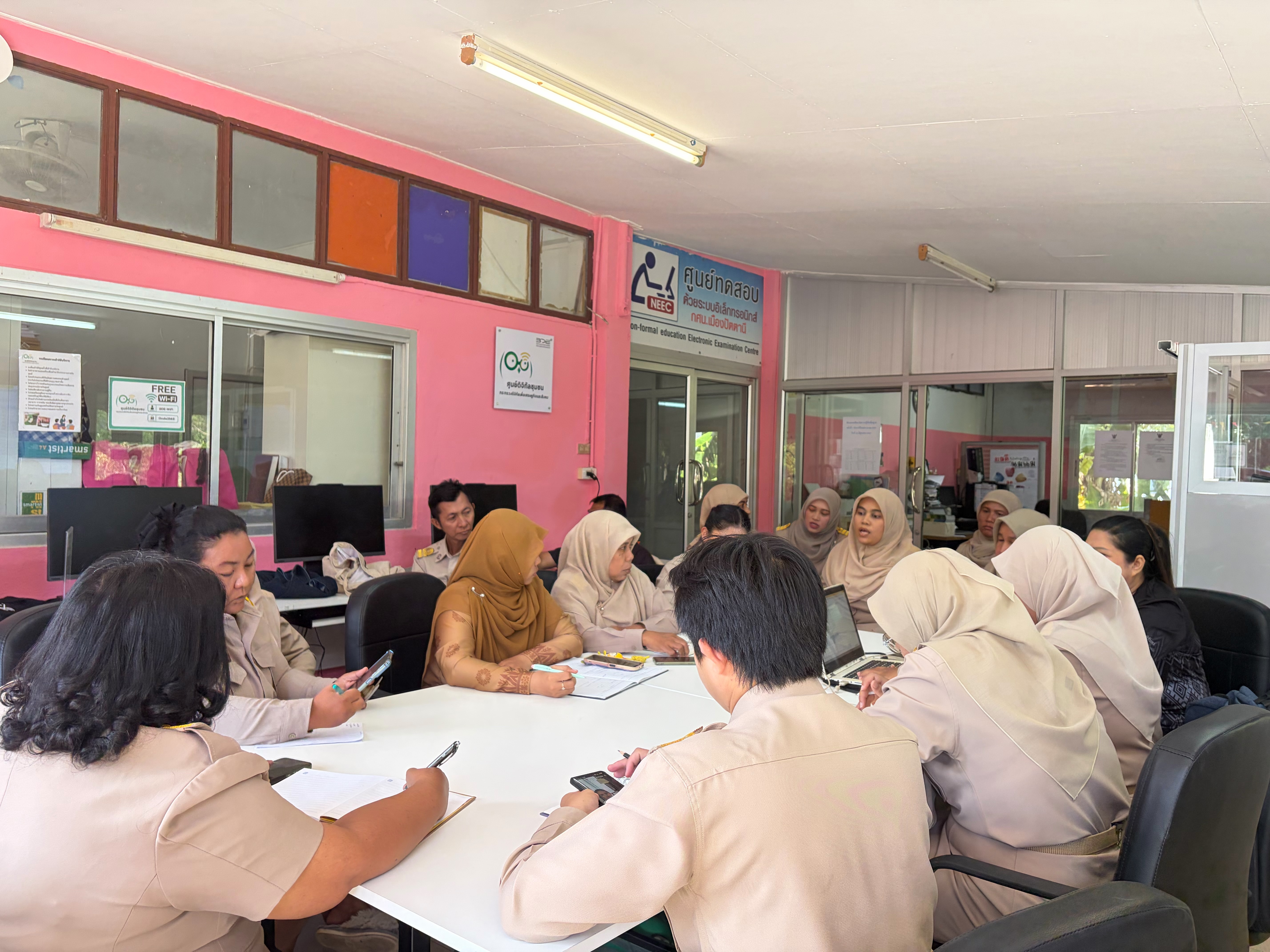 สกร.ระดับอำเภอเมืองปัตตานี ประชุมชี้แจงการจัดเตรียมเอกสารการสอบ N-NET