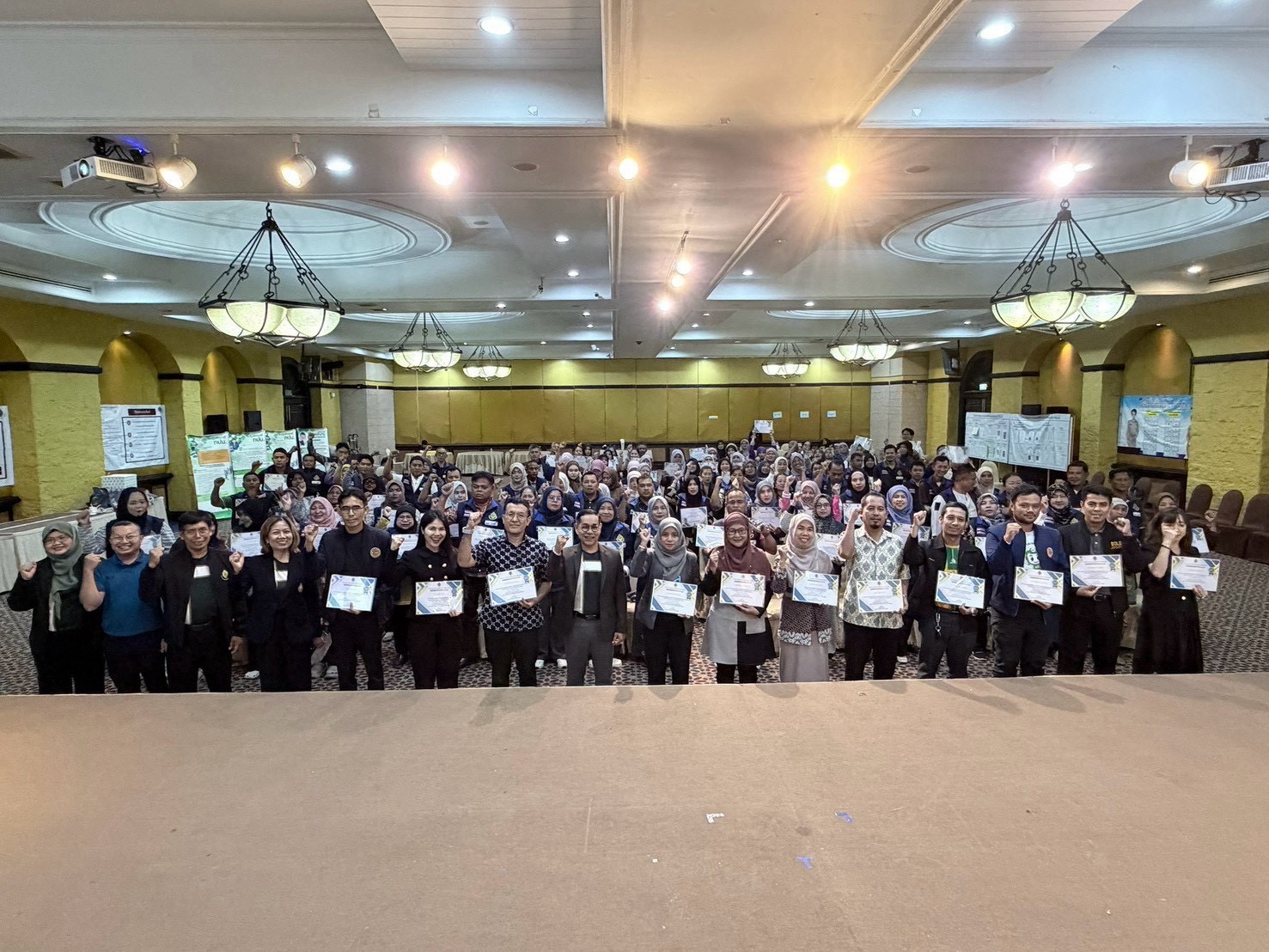 ครู สกร.หนองจิก-กรรมการ ศส.ปชต. เข้าร่วมโครงการ “สร้างผู้ปฏิบัติงานเลือกตั้งมืออาชีพ” ยกระดับความพร้อมจัดการเลือกตั้ง