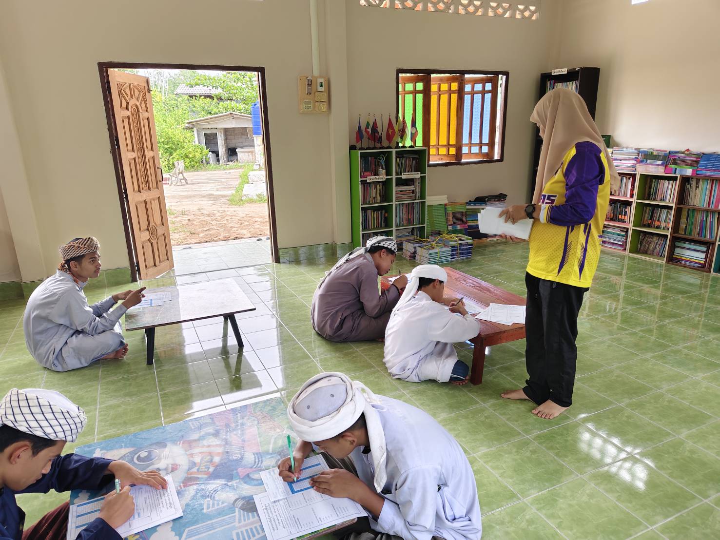 📚 ครูอาสาสมัคร ฯประจำปอเนาะ ดำเนินการจัดสอบกลางภาค ภาคเรียนที่ 1 ปีการศึกษา 2569