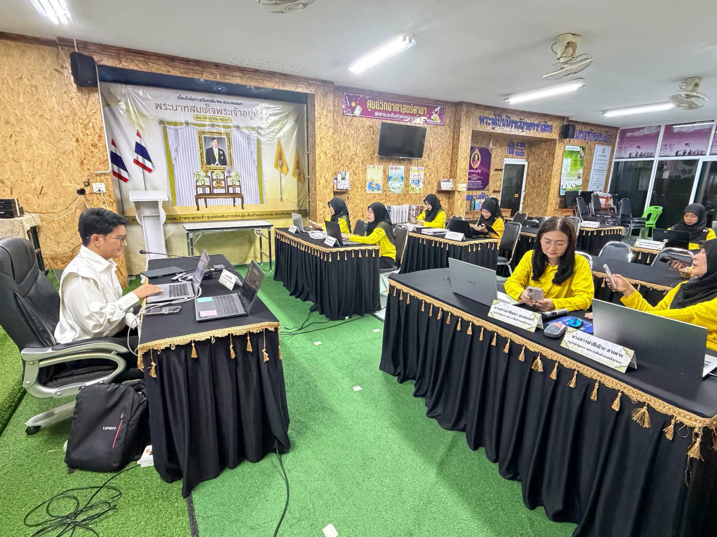 จัดโครงการพัฒนาสมรรถนะครูเพื่อเพิ่มประสิทธิภาพการจัดทำแผนการเรียนรู้ วันที่ 1