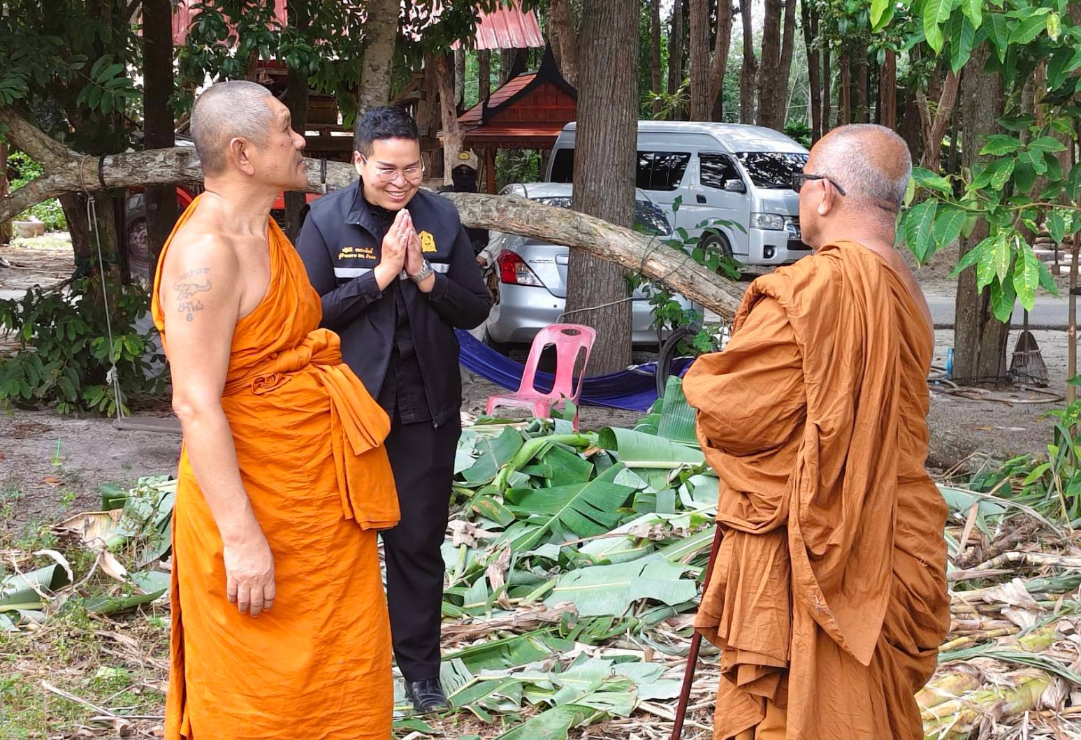 🤍🤍 สกร.ระดับอำเภอปะนาเระ ร่วมออกเยี่ยมคณะสงฆ์วัดเทพนิมิตร ตำบลบ้านกลาง🤍🤍
