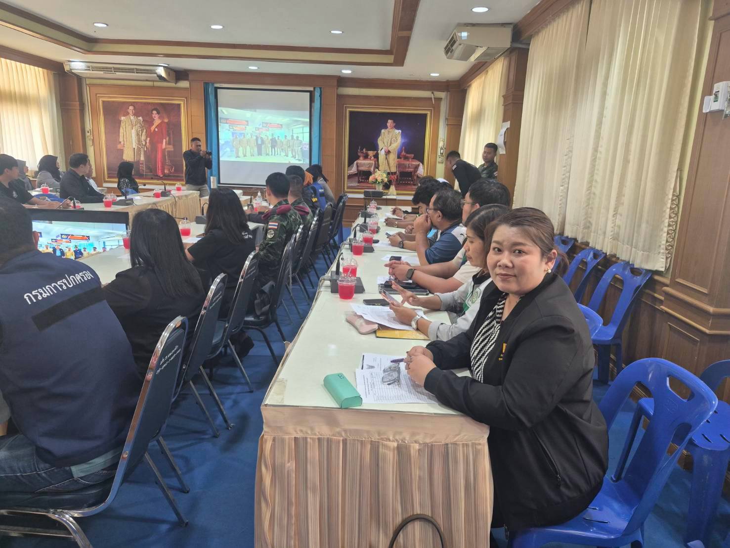 ครู สกร.อำเภอหนองจิก ร่วมประชุมหัวหน้าส่วนราชการฯ ครั้งที่ 8/2569 มุ่งบูรณาการขับเคลื่อนงานในพื้นที่อย่างมีประสิทธิภาพ