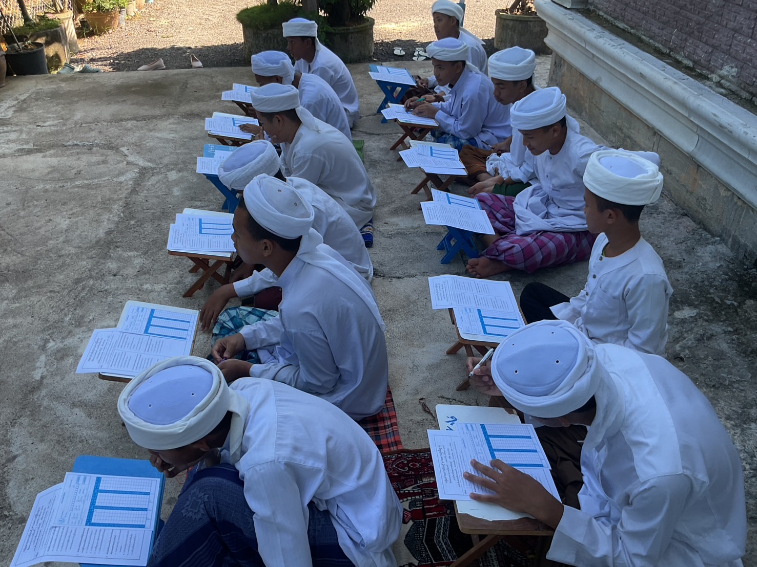 สกร.ระดับอำเภอสายบุรี ได้ดำเนินการจัด สอบกลางภาค ณ ตำบลเตราะบอน อำเภอสายบุรี จังหวัดปัตตานี