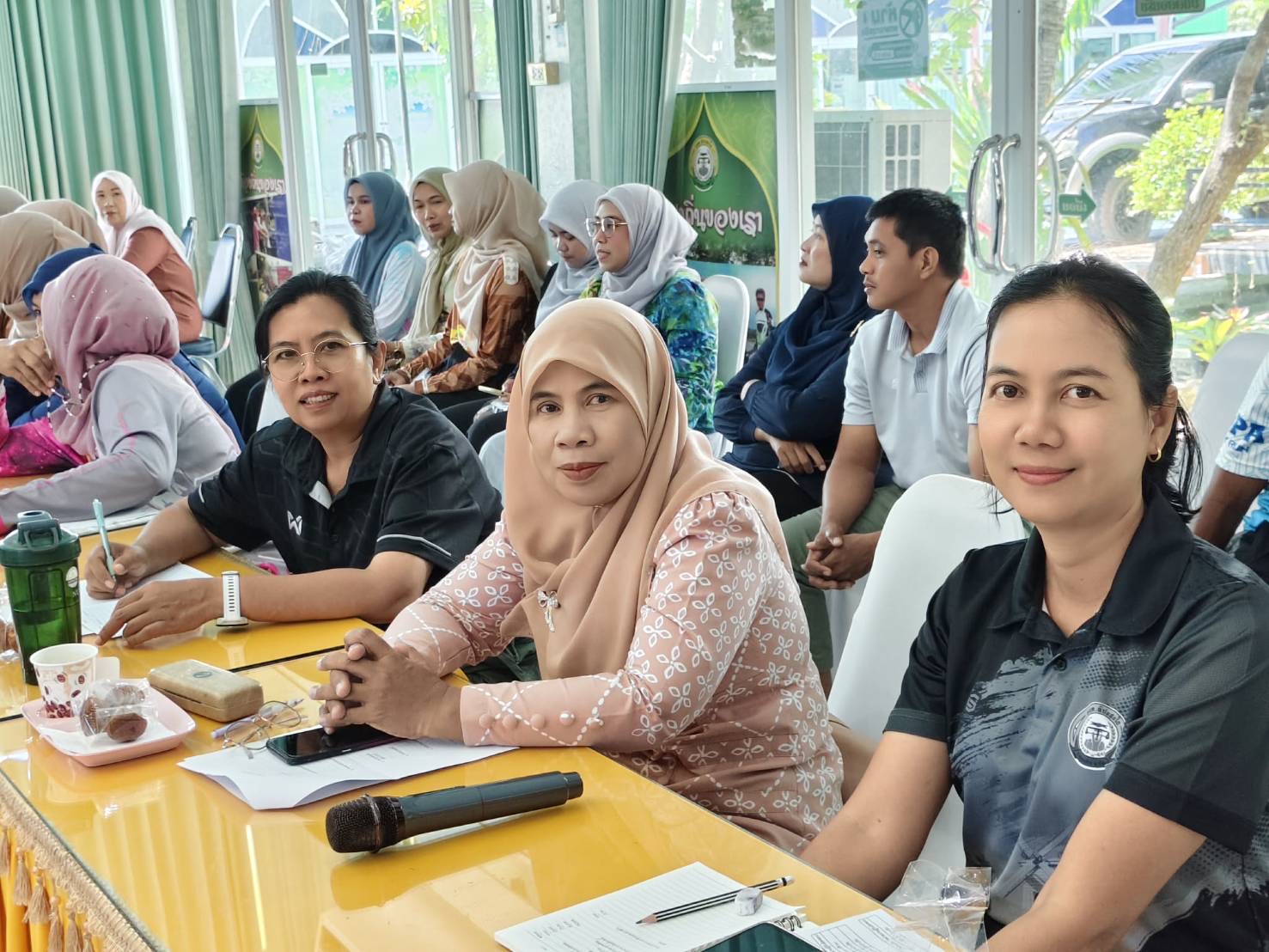 สกร.อำเภอหนองจิก ร่วมประชุม “สานสามัคคีปรองดอง ลิปะสะโงสันติสุข” มุ่งบูรณาการทำงานเพื่อชุมชน