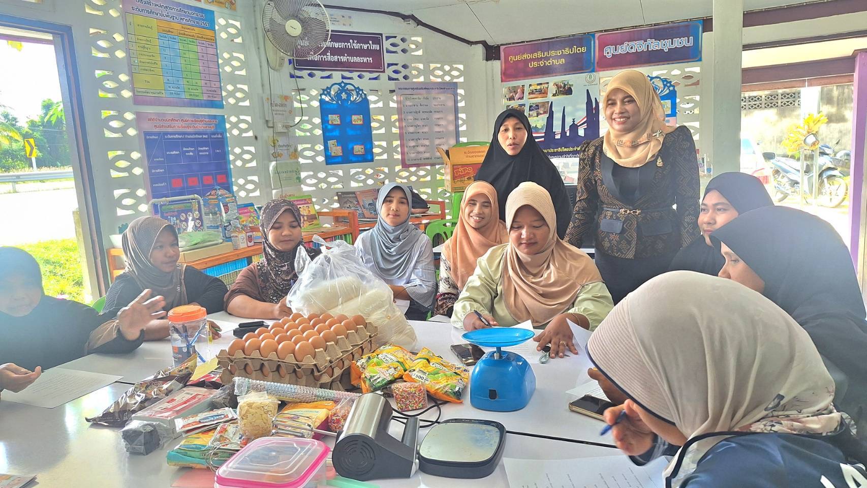 สกร.ระดับอำเภอสายบุรี ดำเนินการจัดโครงการพัฒนาอาชีพชุมชน หลักสูตร Bakery Story จำนวน 40 ชั่วโมง