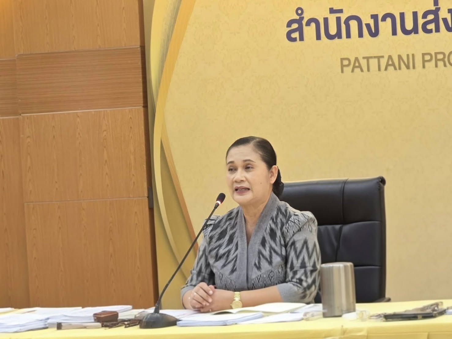 ผู้อำนวยการสกร.ระดับอำเภอไม้แก่น เข้าร่วมประชุมแนวทางการพัฒนาคุณภาพการจัดการศึกษาตลอดชีวิตในสถาบันศึกษาปอเนาะ