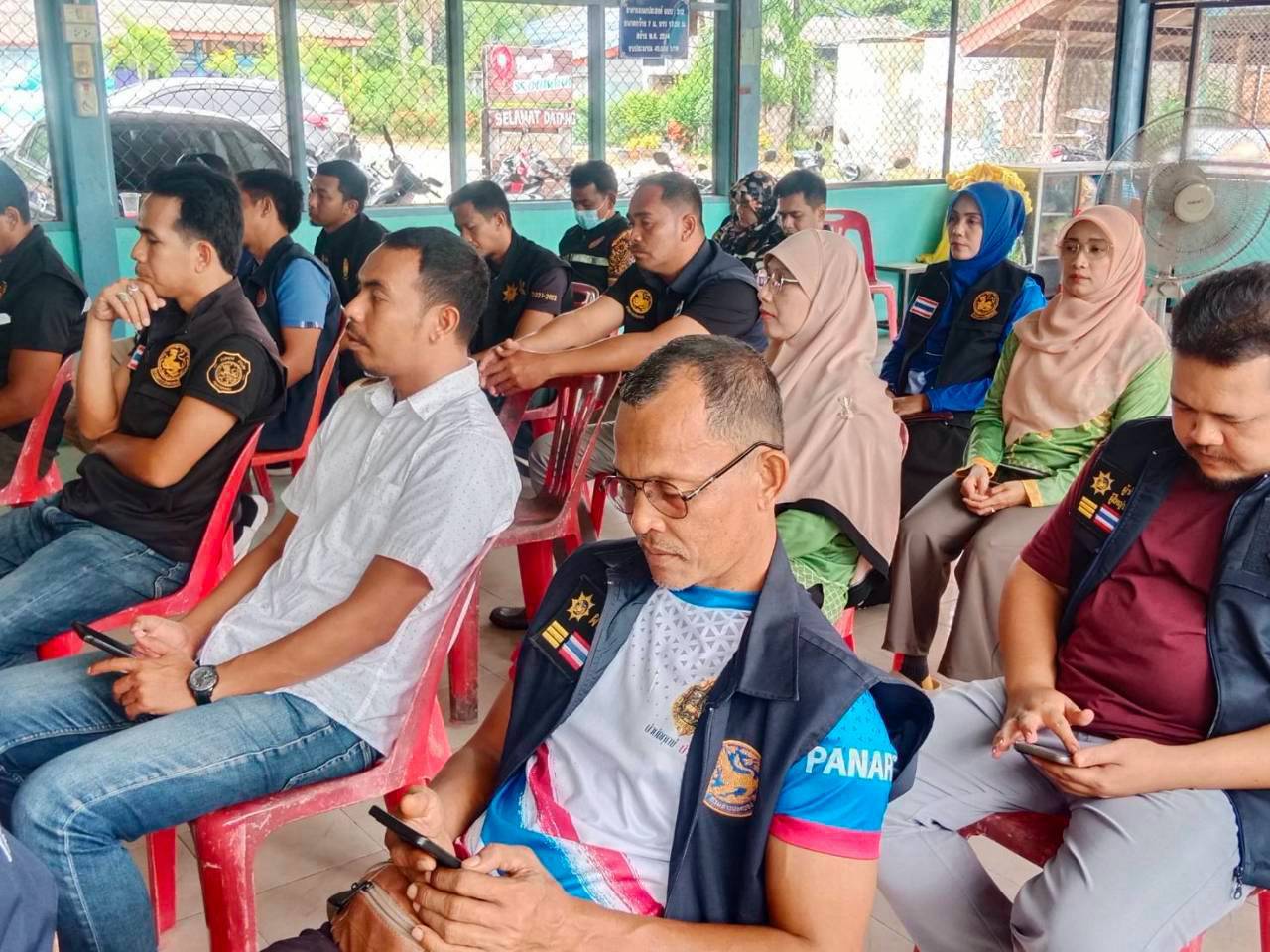 🤍🤍สกร.ระดับอำเภอปะนาเระ เข้าร่วมประชุมสภาสันติสุขตำบลพ่อมิ่ง🤍🤍