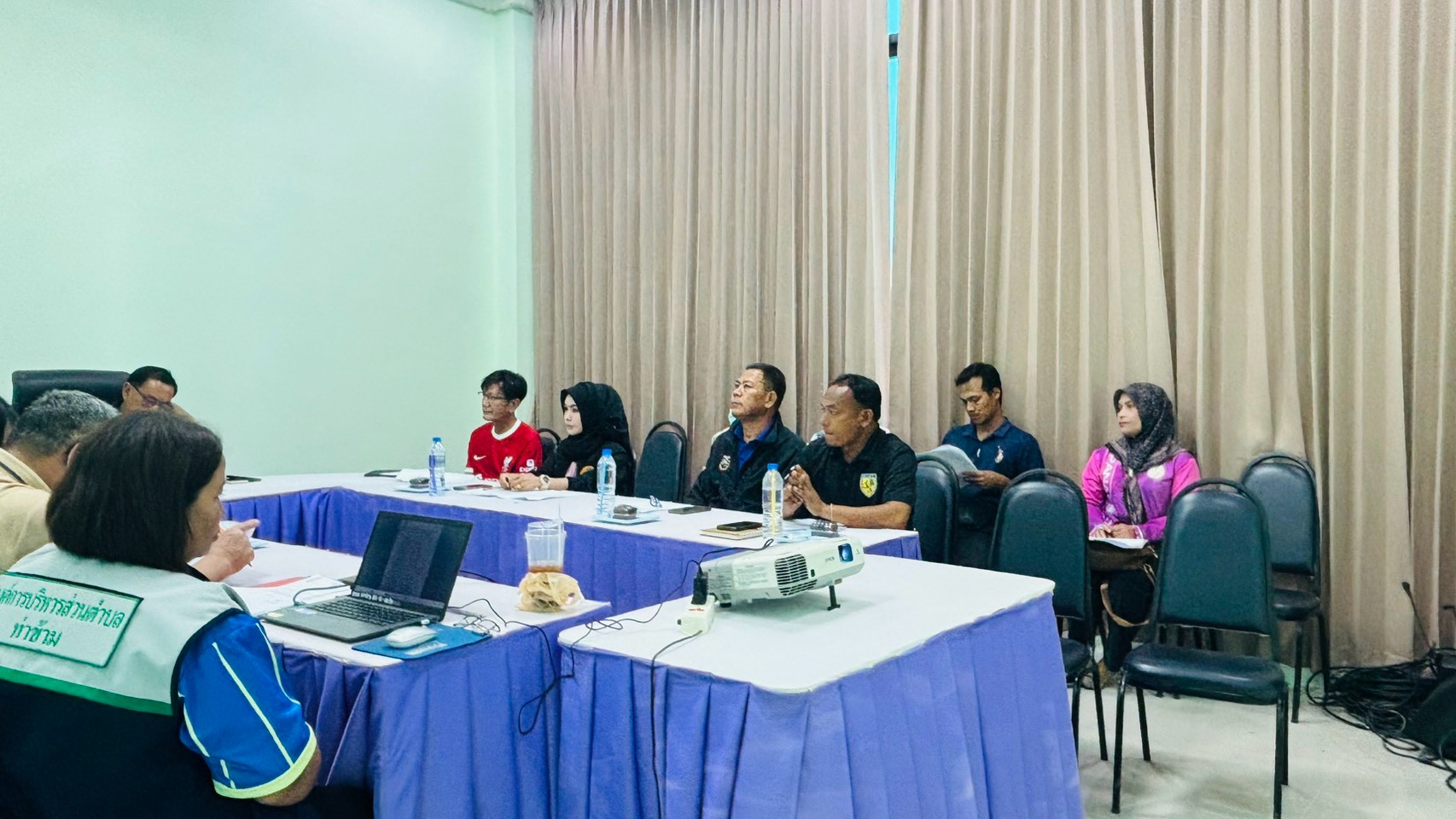 🤍🤍สกร.ระดับอำเภอปะนาเระ เข้าร่วมประชุมการขับเคลื่อนแนวทางการป้องกันและแก้ไขปัญหายาเสพติด 🤍🤍