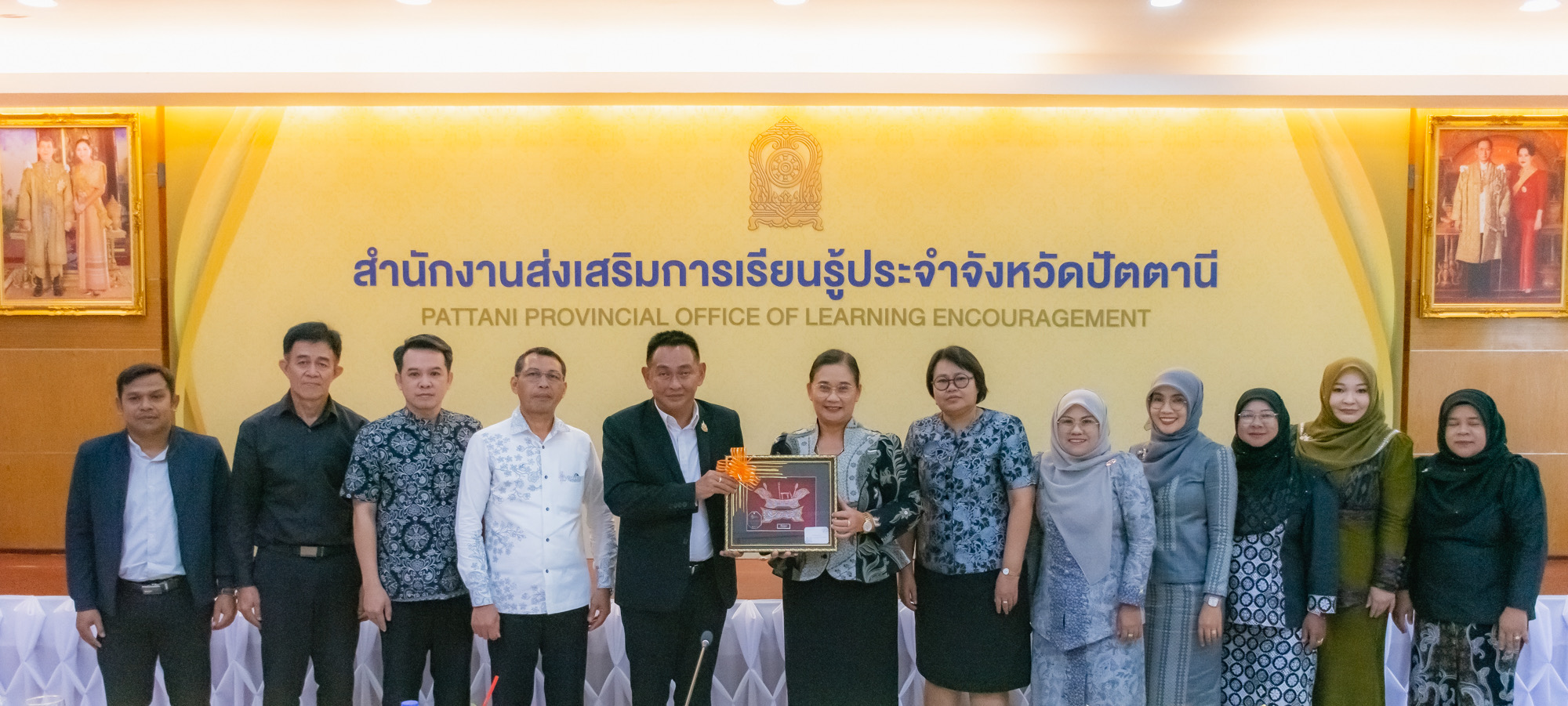 ผอ.สกร.ระดับอำเภอแม่ลาน ร่วมต้อนรับผู้ตรวจราชการกระทรวงศึกษาธิการ ลงพื้นที่ติดตามผลการดำเนินงาน ประจำปี 2569