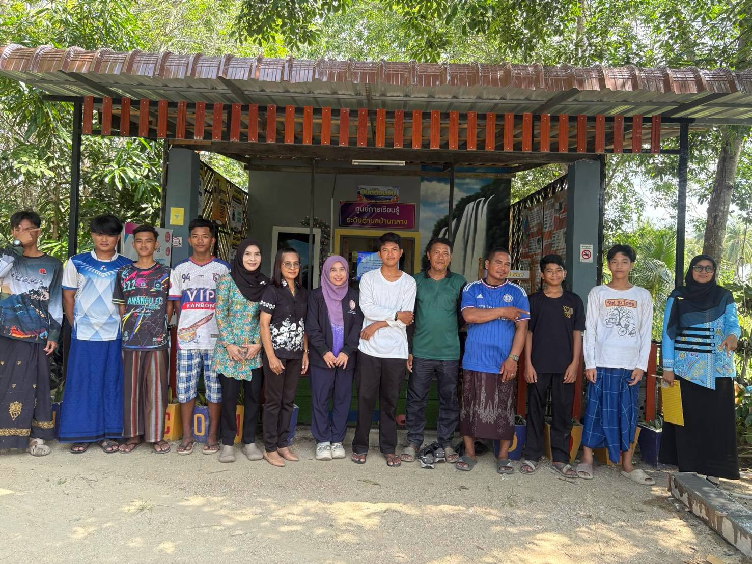 🤍🤍ศกร.ระดับตำบลบ้านกลาง รับการนิเทศติดตามโครงการศูนย์ฝึกอาชีพชุมชน🤍🤍