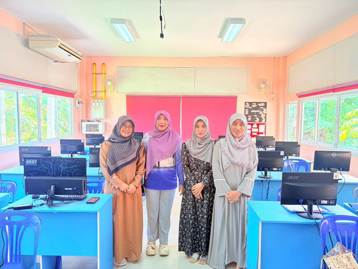 🩶🩶สกร.ระดับอำเภอปะนาเระ ทดสอบระบบ Digital Testing  เพื่อเตรียมพร้อมในการสอบ N-NETด้วยระบบดิจิทัล (Digital Testing )🩶🩶