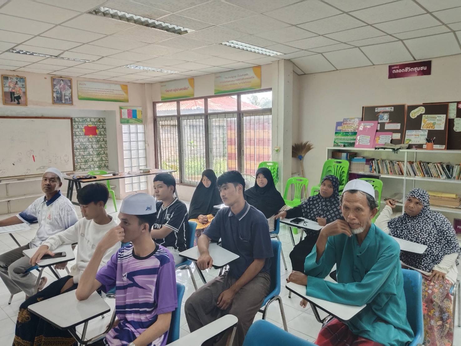 ทีมงานครูศูนย์การเรียนรู้ระดับตำบลสาคอบน จัดโครงการส่งเสริมการเรียนรู้รายวิชาสุขศึกษา “คน สกร.สุขภาพดี ชีวีมีสุข”