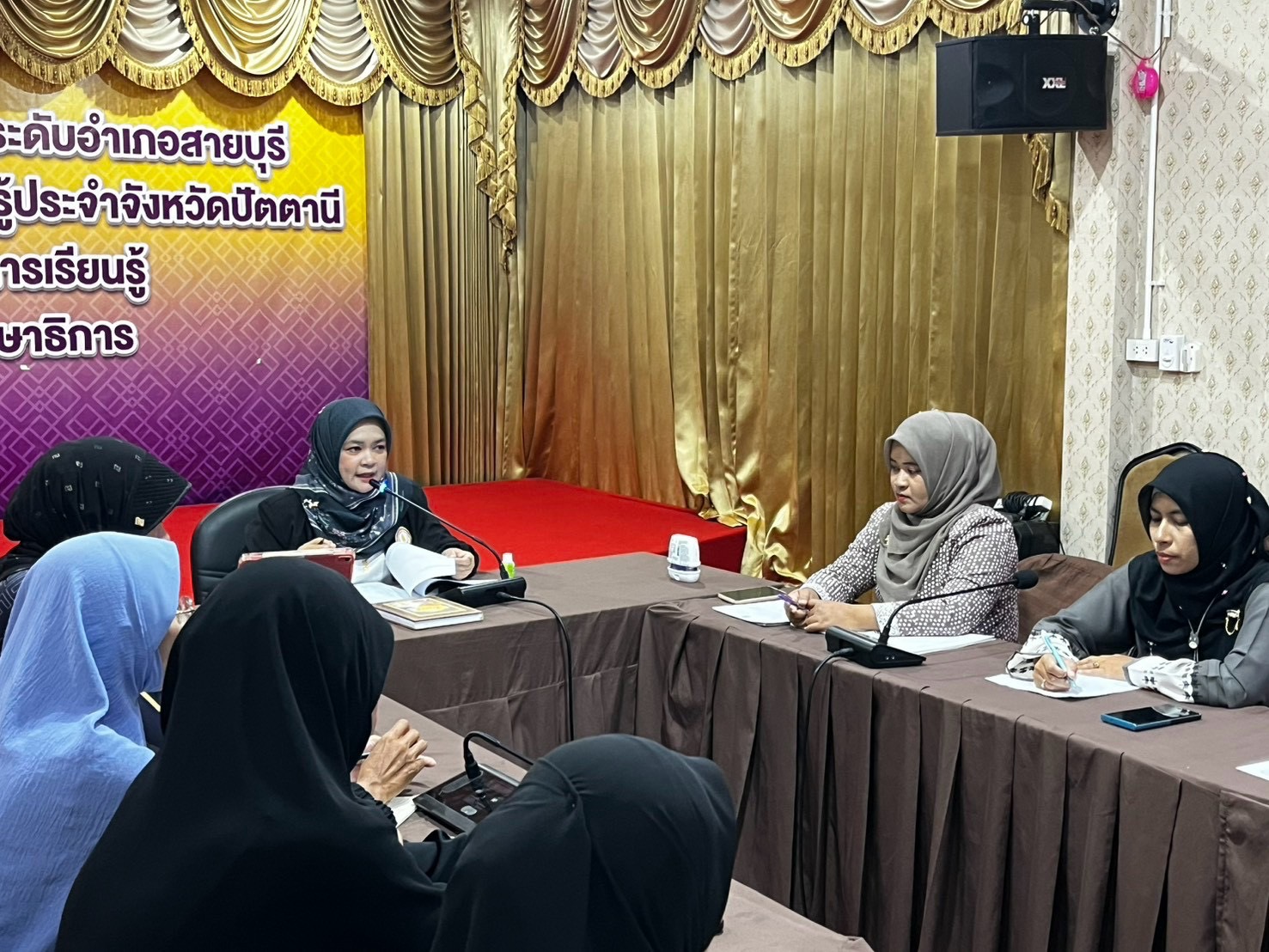 สกร.ระดับอำเภอสายบุรี ประชุมฝ่ายการเงินพัสดุ เพื่อเตรียมความพร้อมรับการนิเทศจาก สกร.จังหวัดปัตตานี ณ ห้องประชุม สกร.อำเภอสายบุรี