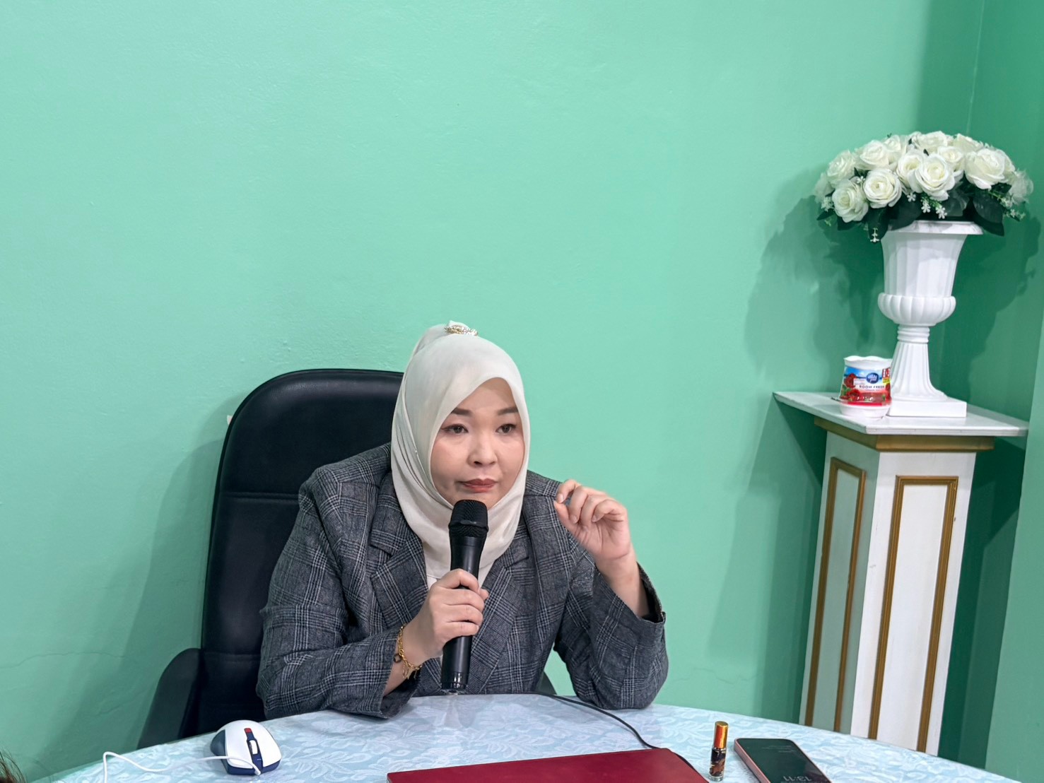 ผู้อำนวยการ สกร.ระดับอำเภอไม้แก่น เป็นประธานประชุมบุคลากร  เพื่อติดตาม วางแผน และเตรียมความพร้อมในการจัดกิจกรรม จังหวัดเคลื่อนที่ ประจำปีงบประมาณ 2570
