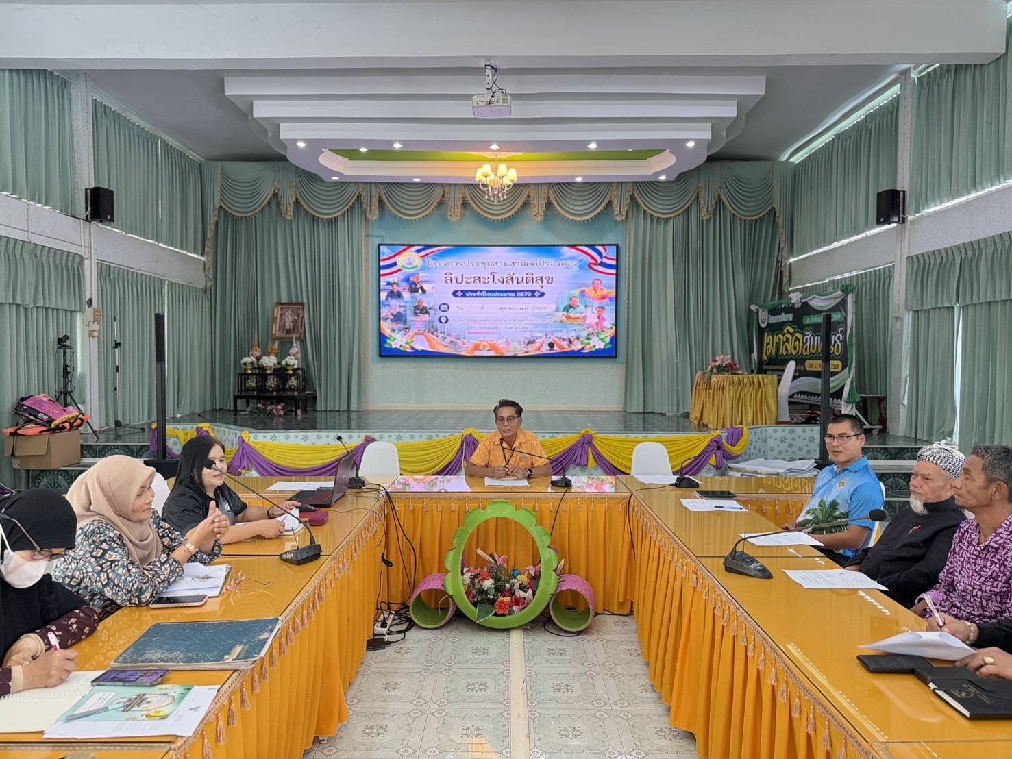 สกร.ระดับอำเภอหนองจิก ร่วมการประชุมสานสามัคคีตำบลลิปะสะโงสันติสุข ประจำเดือนตุลาคม 2569 ขับเคลื่อนการพัฒนาพื้นที่