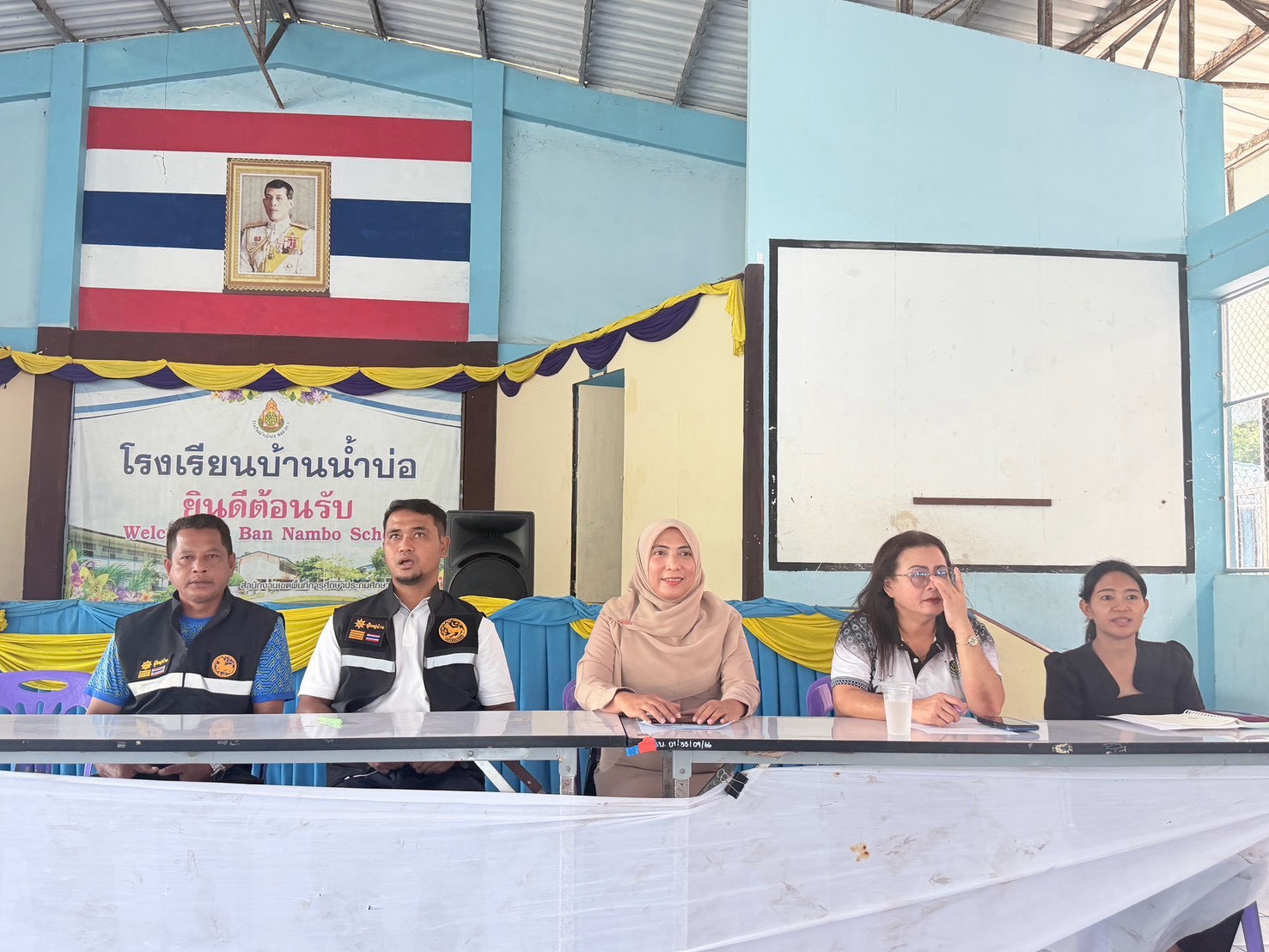🤍🤍 ศกร.ระดับตำบลบ้านน้ำบ่อ เข้าร่วมประชุมสภาสันติสุขตำบลบ้านน้ำบ่อ 🤍🤍